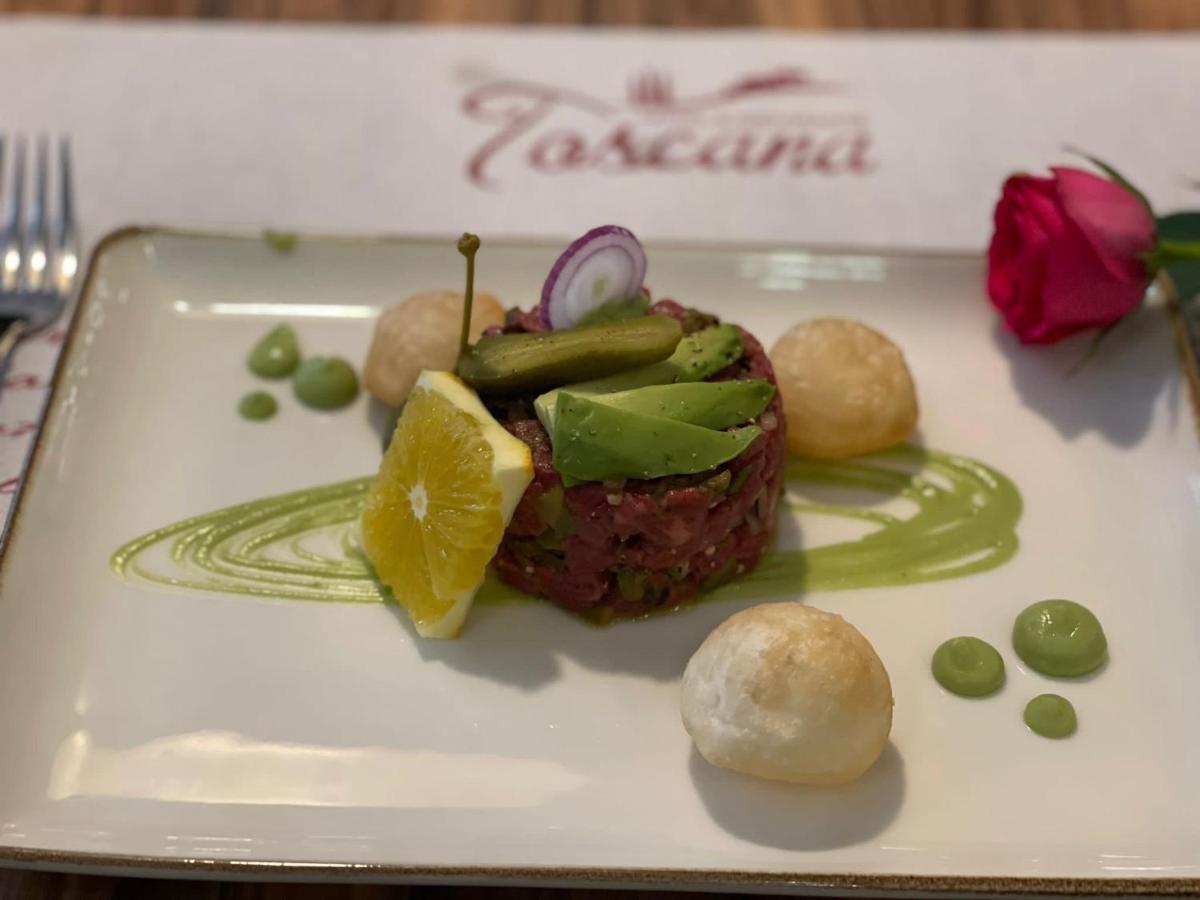 Hotel Toscana Борна Экстерьер фото